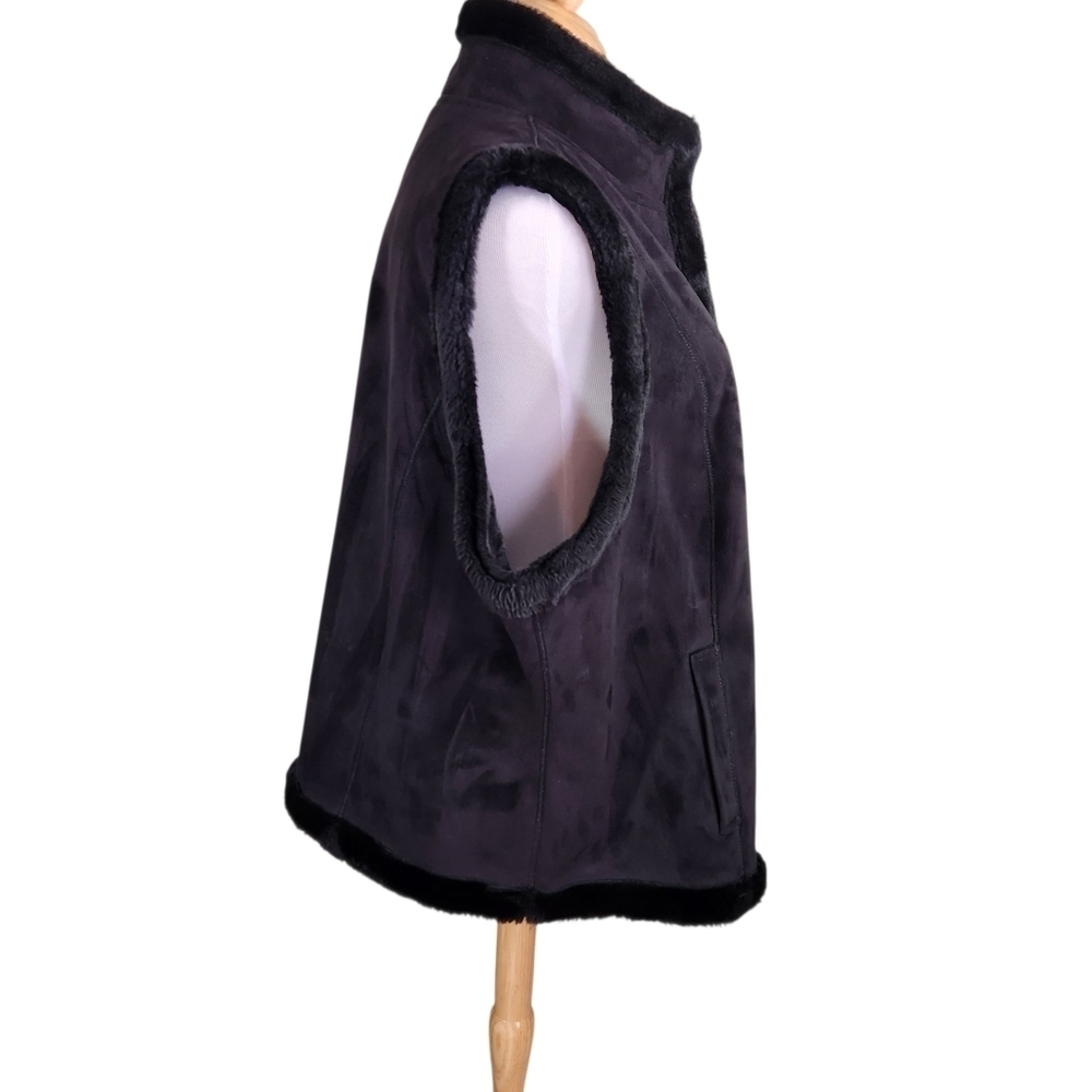 Chaps Faux Suede black Vest, Faux fur trim, Sz 2X - Picture 3 of 10